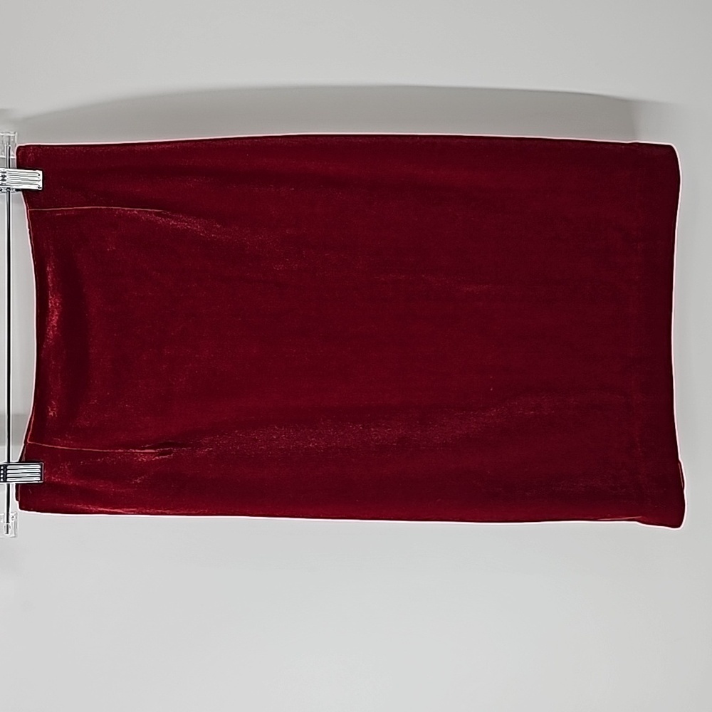 WHBM Cranberry Red‎ Velvet Bodycon Pencil Skirt w Back Zip & Slit